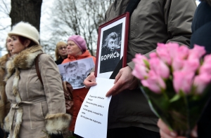 На акции памяти Немцова в Риге выразили протест против «темной силы» (ФОТО)
