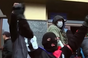Посольство Украины разочаровалось показом в Польше фильма о Майдане (ВИДЕО)