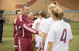 Женская сборная Латвии разгромила футбольную команду Сейма (ФОТО)