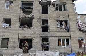 Российские и китайские журналисты попали под обстрел в Донбассе