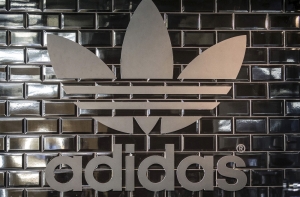 Adidas может расторгнуть контракт с российскими биатлонистами из-за мельдония