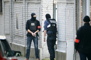 В Брюсселе при спецрейде по делу о парижских терактах ранили полицейских