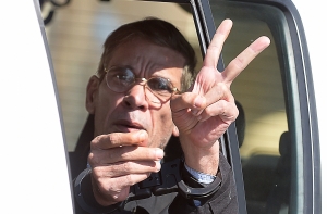 Бывшая жена угонщика самолета EgyptAir назвала его наркоманом и фанатиком