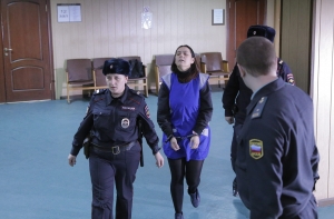 Обезглавившая ребенка няня объяснила поступок местью Путину за Сирию (ВИДЕО)