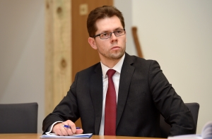 От Вейониса ушел ближайший советник