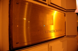 Trasta komercbanka обещает в ближайшее время связаться с клиентами и партнерами