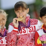 Шестерых российских легкоатлетов лишили медалей из-за допинга