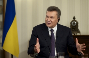 Янукович требует компенсацию от Украины