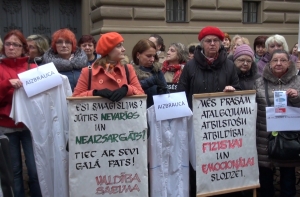 Медики вновь грозят акциями протеста