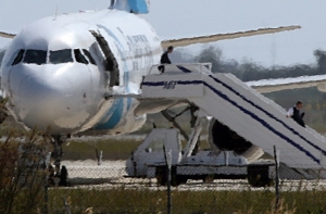 Угонщик самолета EgyptAir будет экстрадирован с Кипра