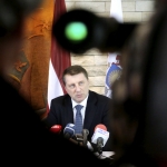 Президент: Латвия даст оценку пересмотру условий приема беженцев