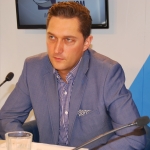 Глава CV-Online: для работников важна не только зарплата, но и бонусы (АУДИО)