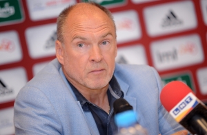 Индриксонс переизбран на пост главы Латвийской федерации футбола