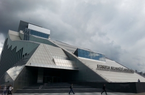 Замок света принял сигнал из космоса