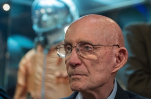 Американский астронавт: без Холодной войны не было бы полетов на Луну (АУДИО)