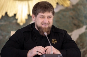 Кадыров рассказал, куда бы потратил сбережения