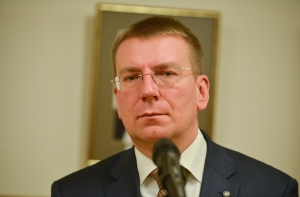 Ринкевич: надеюсь, Надежда Савченко скоро вернется на Украину