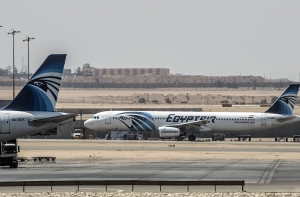 СМИ сообщили о пожаре в туалетной кабинке разбившегося самолета EgyptAir