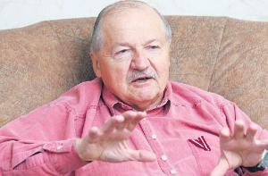 Доктор Слуцис: служба в армии вернет патриотов в Латвию