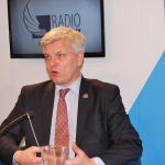 Депутат: Латвии нужно решить, что дешевле – принять беженцев или отказаться