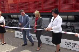 LDz приглашает латвийцев на парад транспортных средств