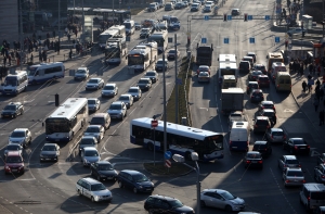 Представитель CSDD: налог на автомобили в Латвии вырастет не скоро