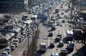 В преддверии праздника Рига встала в большую пробку