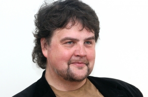 Политолог: запретив пропаганду, Латвия уподобится авторитарному государству