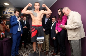 Вечер бокса в Риге: за серебряный пояс WBC сразятся Бриедис и Дуродола