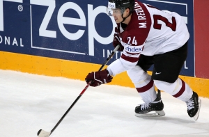 Для нападающего Микелиса Редлиха ЧМ по хоккею закончился досрочно