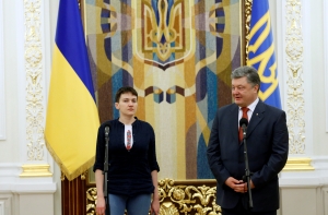 Савченко призвала россиян «встать с колен и не бояться»