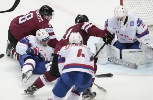 Латвия уступила норвежцам в заключительном матче ЧМ по хоккею