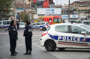 В результате стрельбы в Марселе погибли два человека