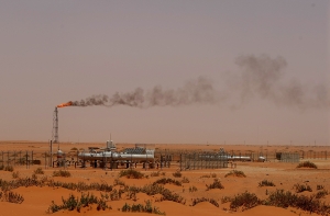 Саудовская Аравия подняла цены на нефть для США и снизила их для Европы