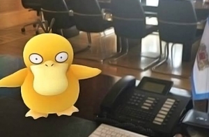 Ушаков присоединился к ловцам покемонов