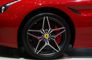 Тысяча Ferrari собрались на автопробег