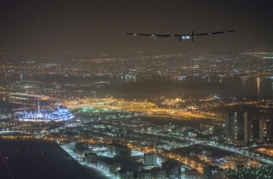 Самолет на солнечных батареях Solar Impulse 2 завершил кругосветное путешествие