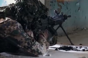 Солдаты латвийской армии продемонстрировали бой в населенном пункте