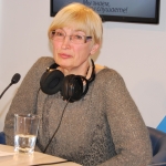 Цирцене: государство должно давать больше денег только на медицину