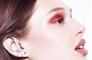 Появился новый beauty-тренд — макияж ушей