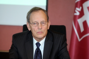 Кирштейнс предложил Ушакову возвести в Риге памятник немецким военным