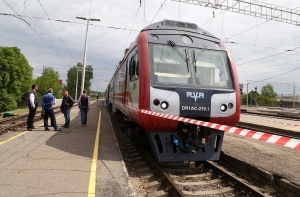 Latvijas Dzelzceļš и Госполиция призывает покемономанов к осторожности