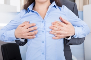 Попытка изнасилования в Риге: потенциальной няне угрожали пистолетом