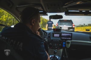 Минувшие сутки на дорогах Латвии выдались «урожайными»