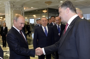 Порошенко хочет поговорить с Путиным