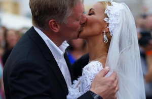 Татьяна Навка и Дмитрий Песков отметили годовщину свадьбы