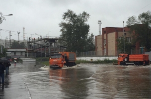 Аномальные дожди превратили улицы Москвы в реки