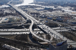 Московский водитель получил штраф за тень от машины
