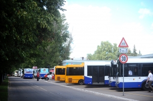 В честь праздника общественный транспорт Риги курсирует бесплатно