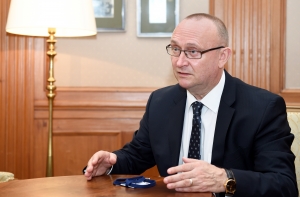 Посол Латвии в НАТО: альянс никогда не лезет во внутренние дела государств